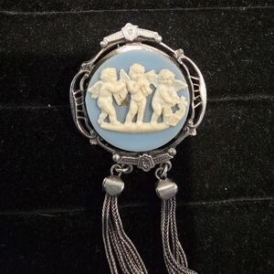 Cameo Brooch/Pin Tri Cherub Blue White